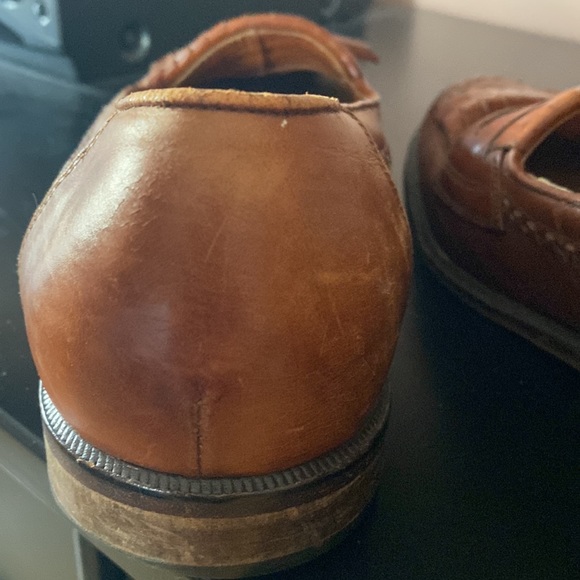 Cable and company shoe - Picture 16 of 17